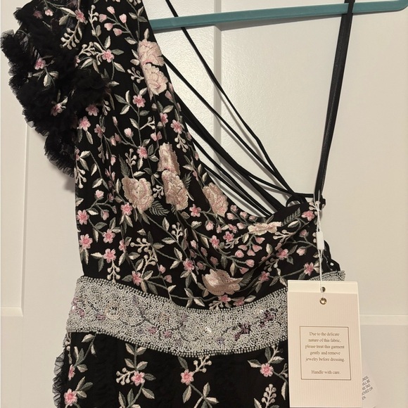 NWT Mac Duggal Dress 70160 // Embroidered One Shoulder Gown Multicolor // Size 8 - Picture 7 of 11